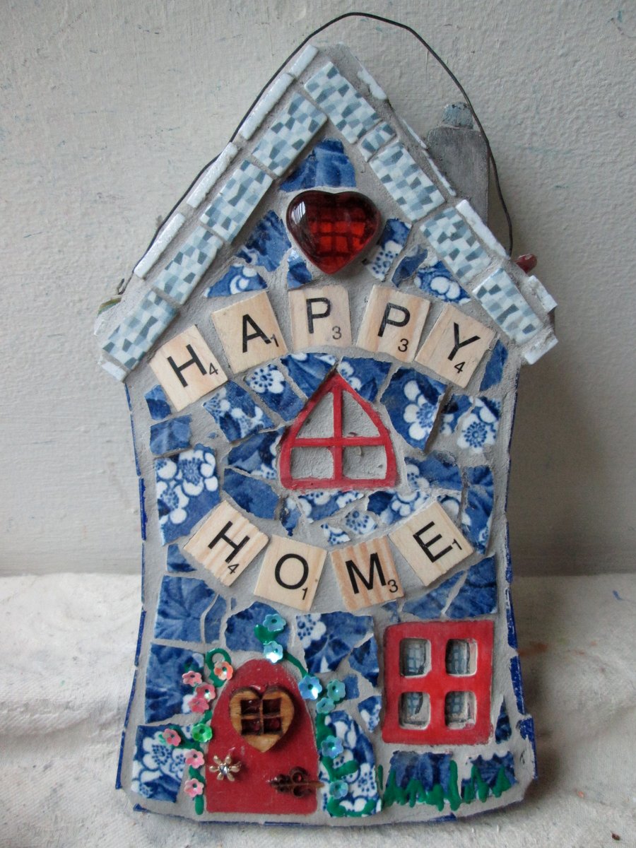 Happy Home sign 