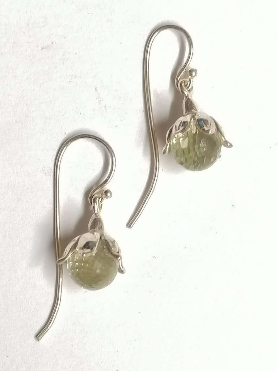 Leucojum hand made Silver Green Quartz set eardrops