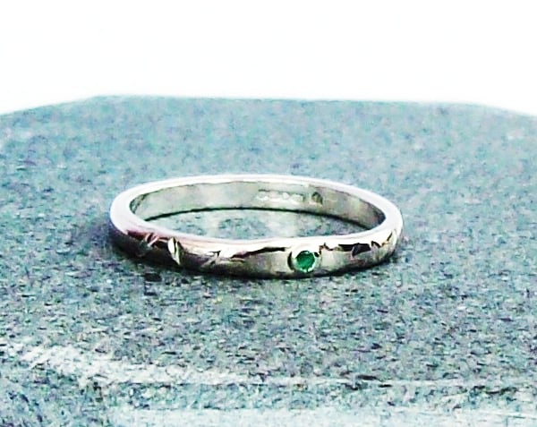 Emerald Ring Sterling Silver size N , Hallmarked decorative band ring