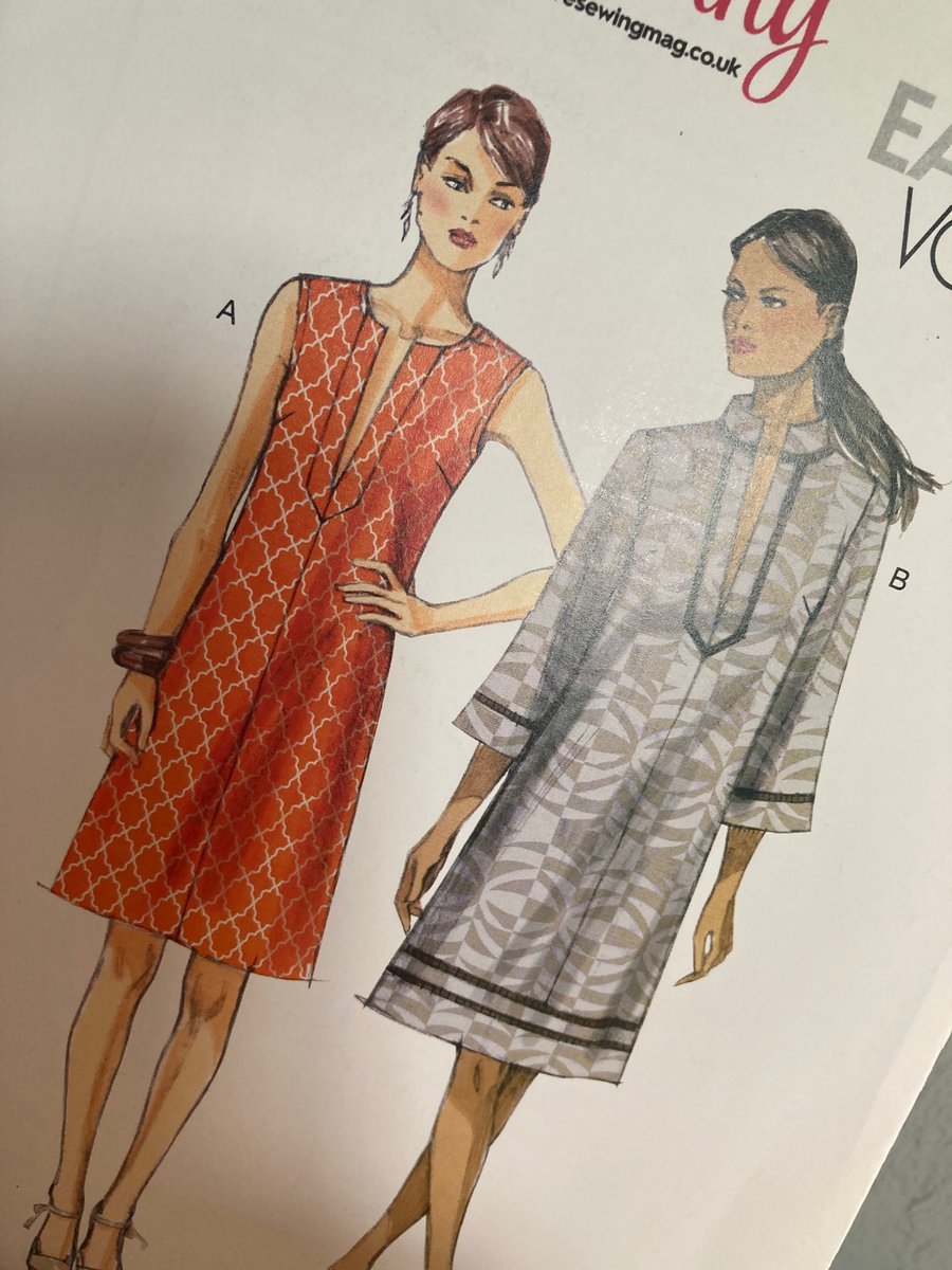 Very Easy Vogue V8897 Dress Pattern