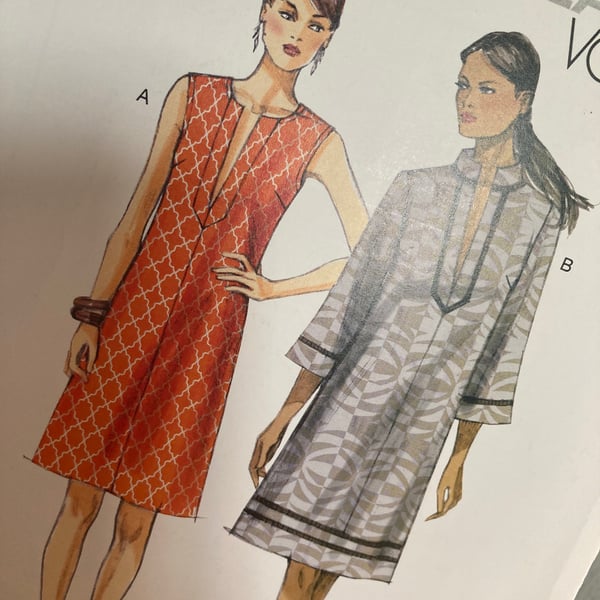 Very Easy Vogue V8897 Dress Pattern
