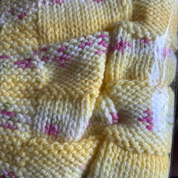 Beautiful handknitted baby blanket 