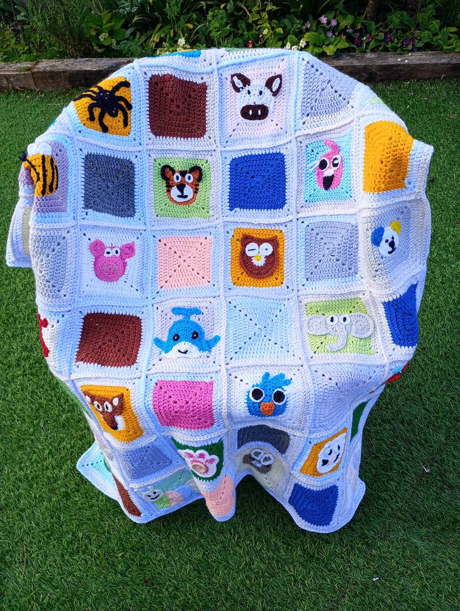 Baby crochet animal blanket