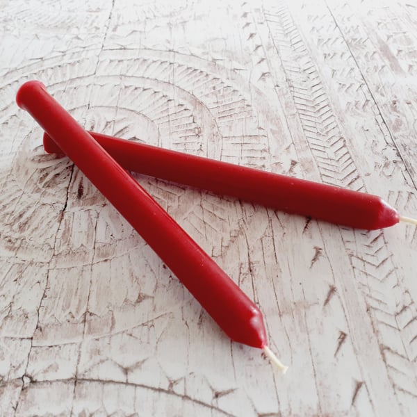 Red Unscented Beeswax Dinner Candles, Pair