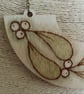 Pyrography wooden mistletoe pendant - Image 4