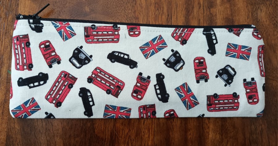  Reading Glasses Case Union Jacks, Red Buses And Black Cabs. Free Delivery