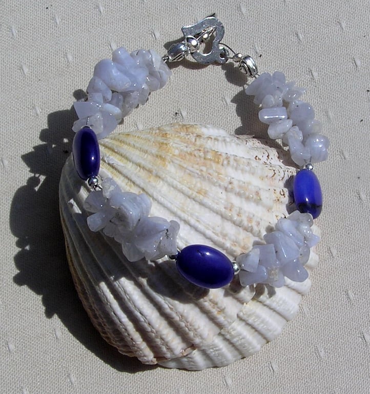 Blue Lace Agate & Blue Jade Gemstone Beaded Bracelet "Blue Skye"