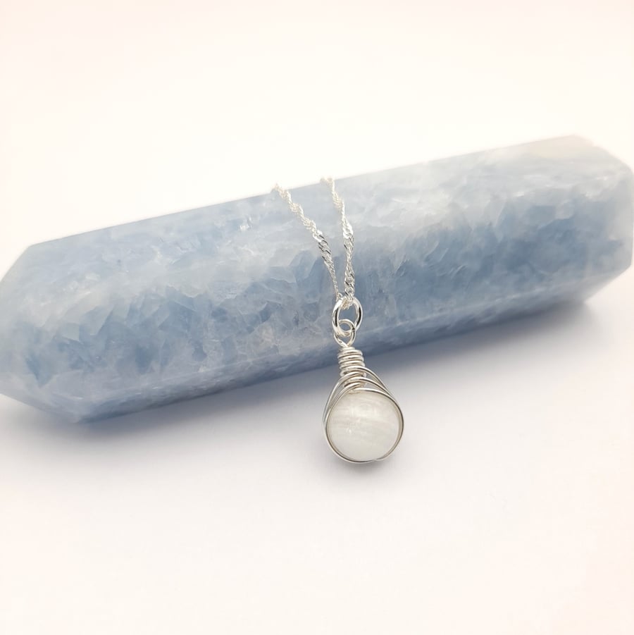 Sterling Silver Moonstone Pendant Necklace