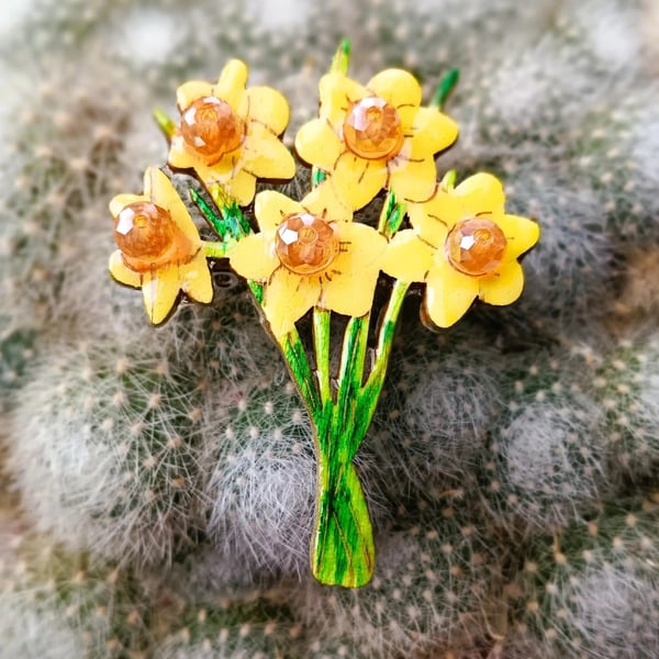 Wood Daffodil Brooch, St David's Day Accessory