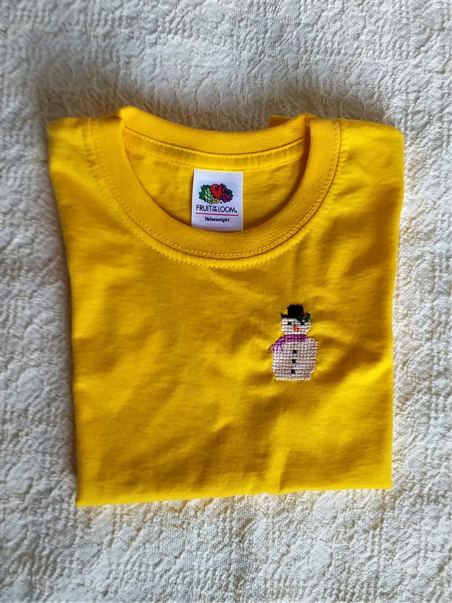 Snowman T-shirt Age 2-3, hand embroidered