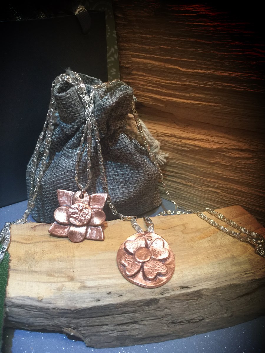 Handcrafted Solid Copper layered pendant on18” 925 sterling Silver Chain retro