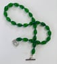 Green glass teardrop beaded necklace  - Image 2