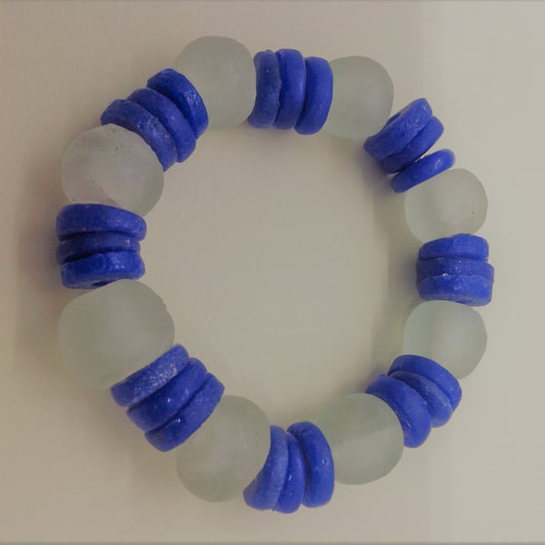 African chunky glass beads and large blue disks bracelet 
