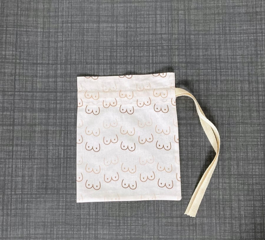 Booby Print Cotton Fabric Drawstring Gift Bag: Small Present Wrap.