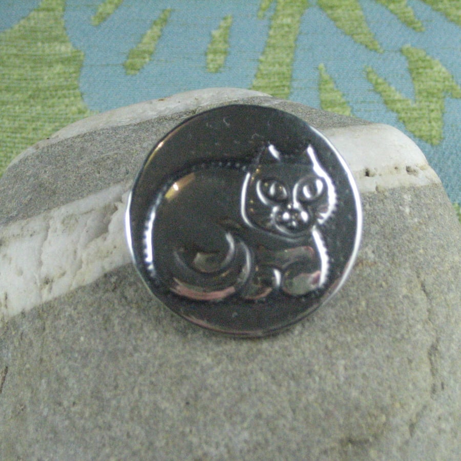 Cat Brooch in Silver Pewter