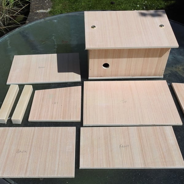 Solitary bee shelter or house for overwintering a garden bumble bee in kit form.