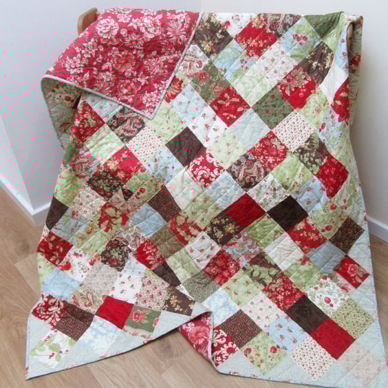 Winter Hues Luxury Quilt