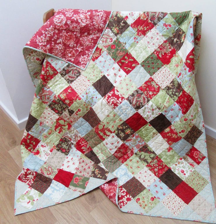 Winter Hues Luxury Quilt