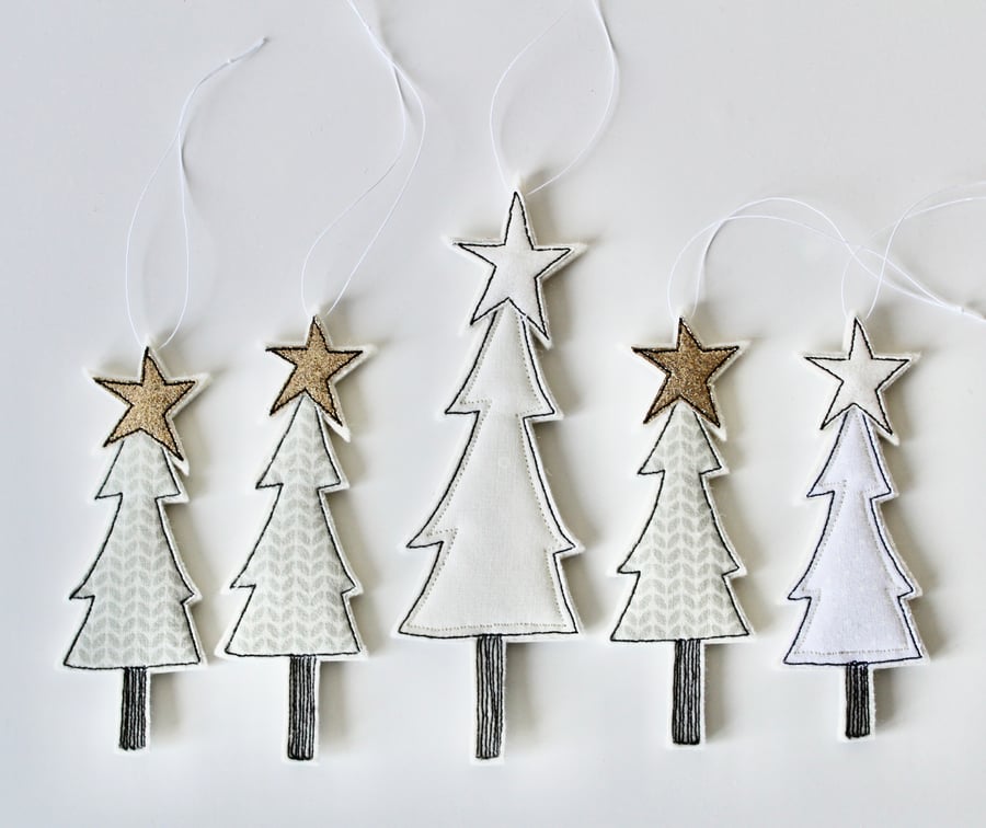 'Five Christmas Trees with Cotton Cloth 4' - Hanging Decorations