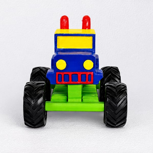 Monster Truck Figurine 120 - 100 - 90mm