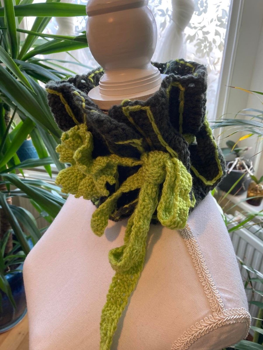 Cozy crochet shabby warmer neck wrap dark green shawl woman accessories