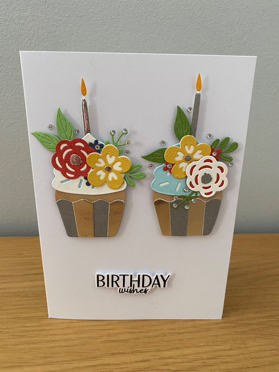 Handmade Birthday Card – Floral Cupcakes