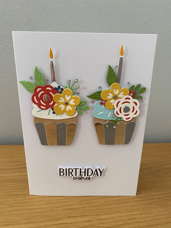 Handmade Birthday Card – Floral Cupcakes