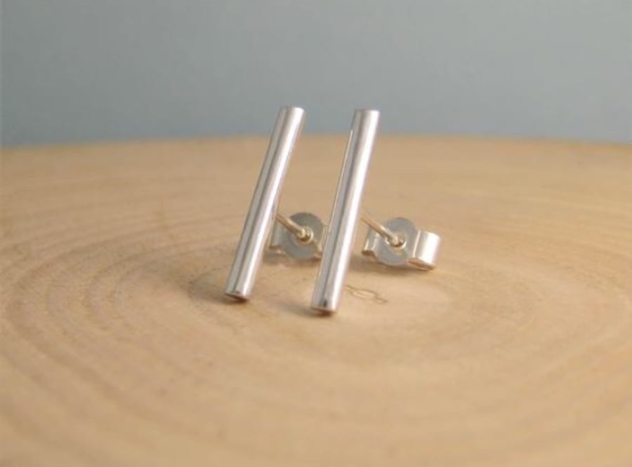 Sterling Silver Plain Smooth Bar-Stick Ear Stud Earrings 15mm - Handmade UK