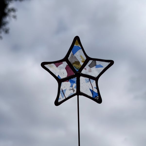 Star plant stake