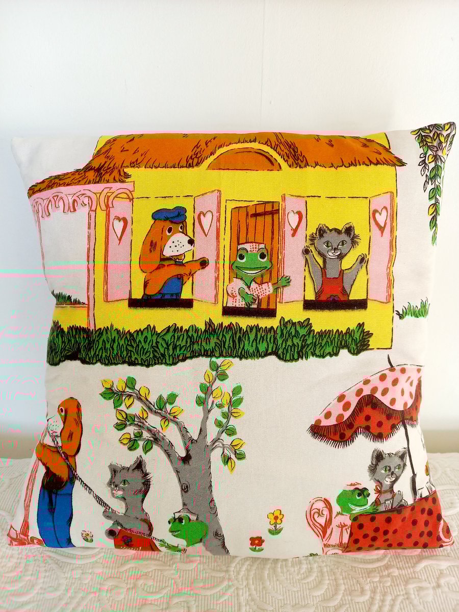 Vintage fabric cushion cover
