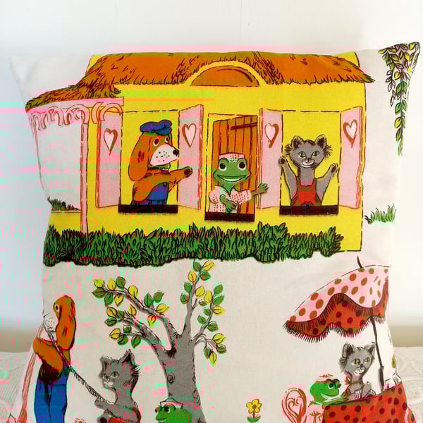 Vintage fabric cushion cover