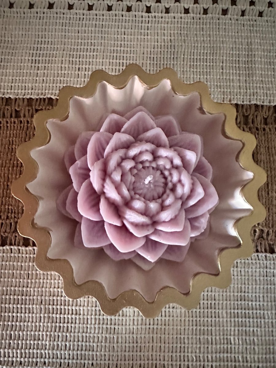 Handcrafted Floral  Candle Holder With soy wax lotus candle