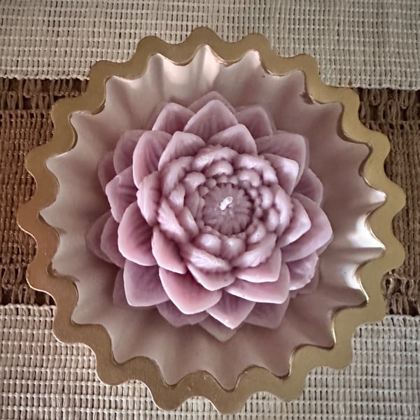 Handcrafted Floral  Candle Holder With soy wax lotus candle