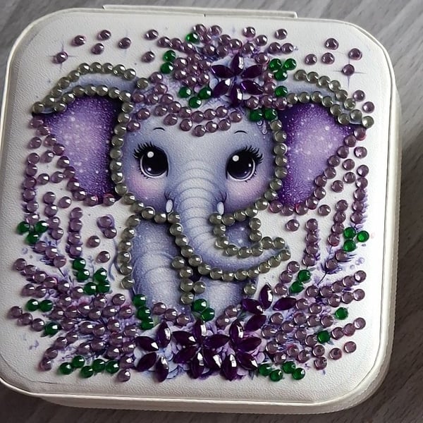 Jewellery box