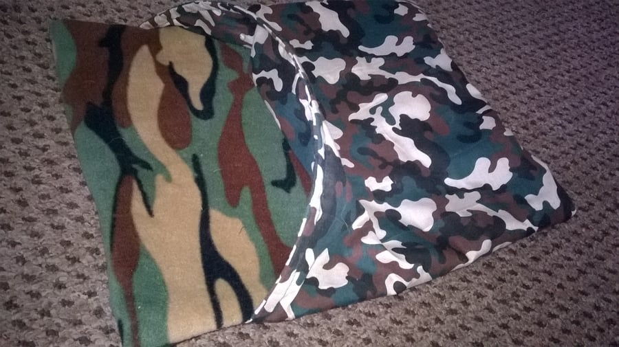 Cat, ferret or small dog crinkle sack - bed toy