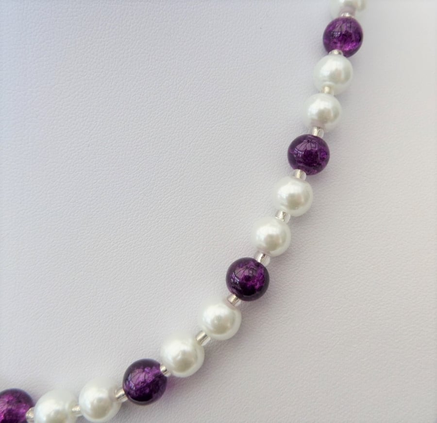 White pearl and dark purple crackle bead necklace