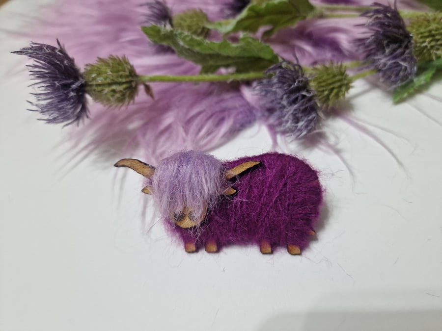 Highland Cow Brooch Hand Crafted Adorable Scottish Jewellery 