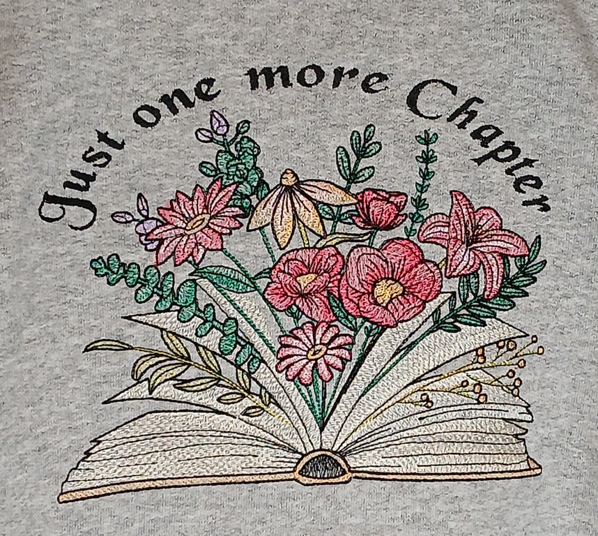Book lover sweatshirt, adult sweatshirt, book sweatshirt, cosy jumper