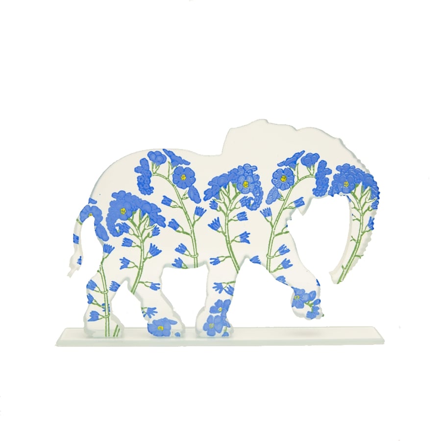 Forget Me Knot Glass Elephant Sculpture