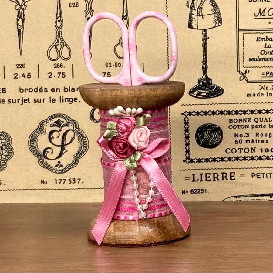 Scissor stand with scissors Folksy