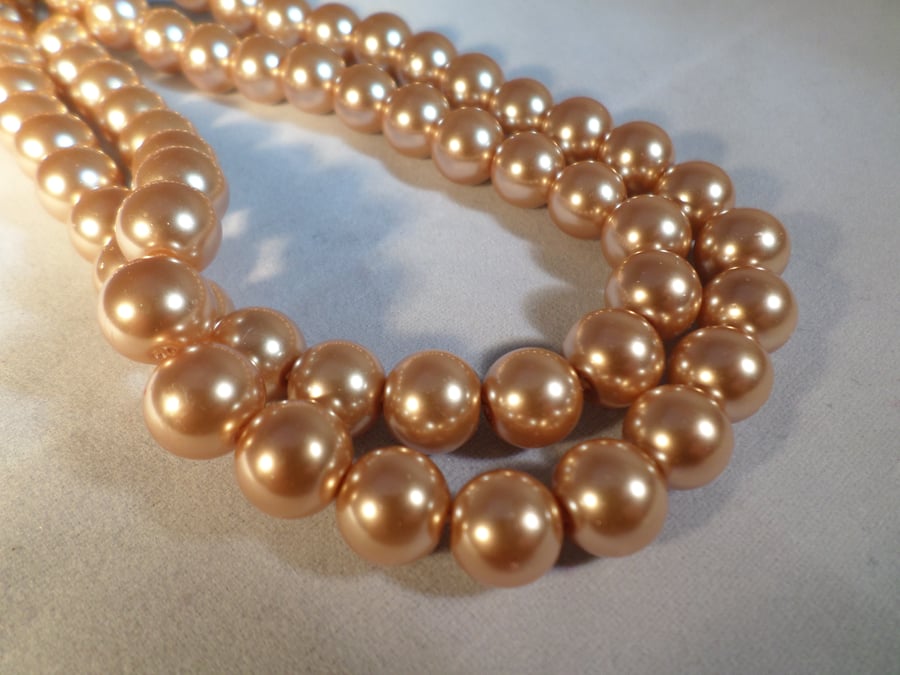 30 x Glass Pearl Beads - Round - 10mm - Champagne 