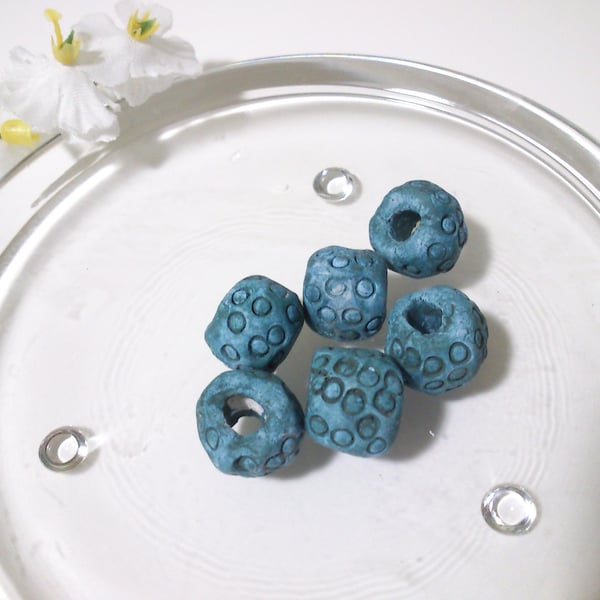 Blue bobble textured beads