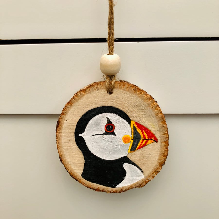 Puffin wood slice hanging decoration 