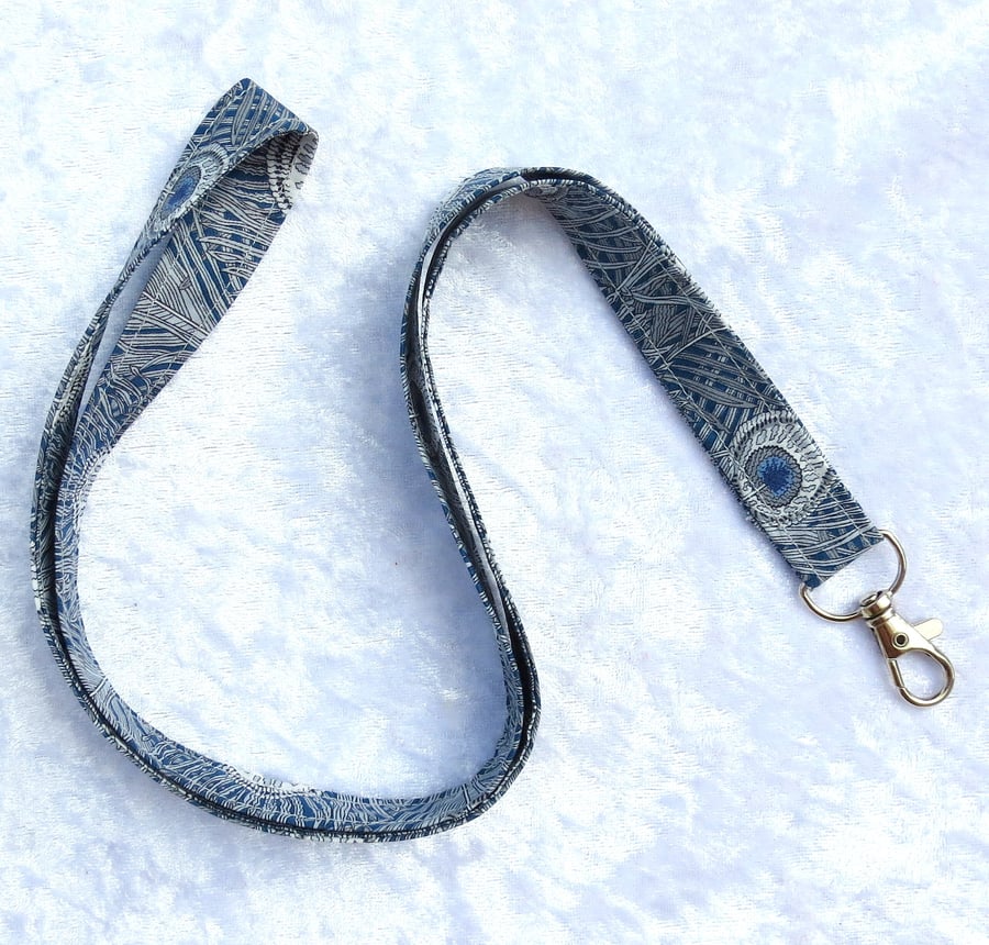 Liberty Lawn lanyard, with swivel lobster clip, 19.5 inches in length