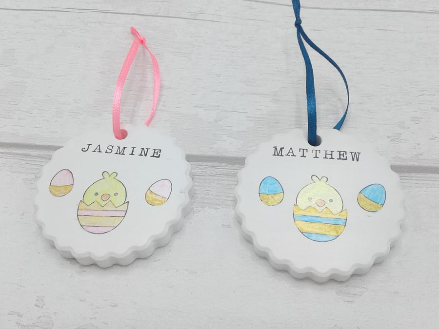 Easter decorations. Personalised. Personalised Spring decoration. Ceramic.