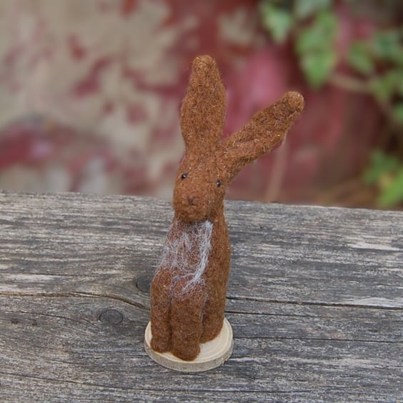 Needle Felt Hare - wool hare - hare ornament - Brown hare