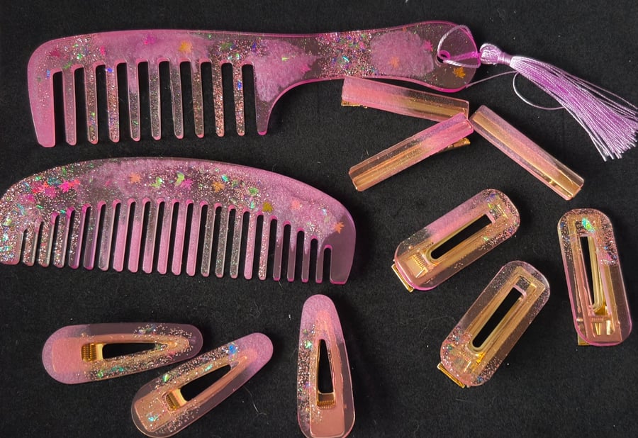 Handmade Resin Hair Accessories Set - Glitter Combs & Clips - Unique Hair Stylin