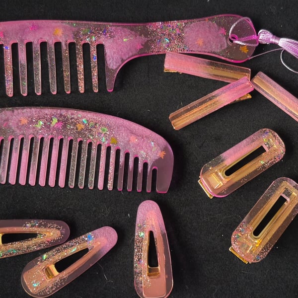 Handmade Resin Hair Accessories Set - Glitter Combs & Clips - Unique Hair Stylin