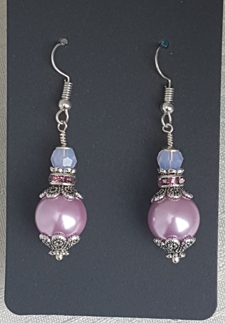 Gorgeous Pinky lilac Bauble Earrings