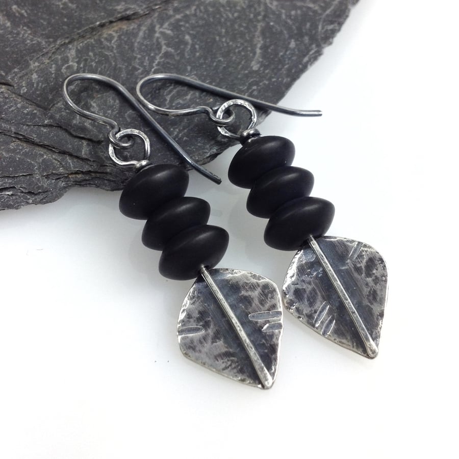 Silver and black agate spear earrings